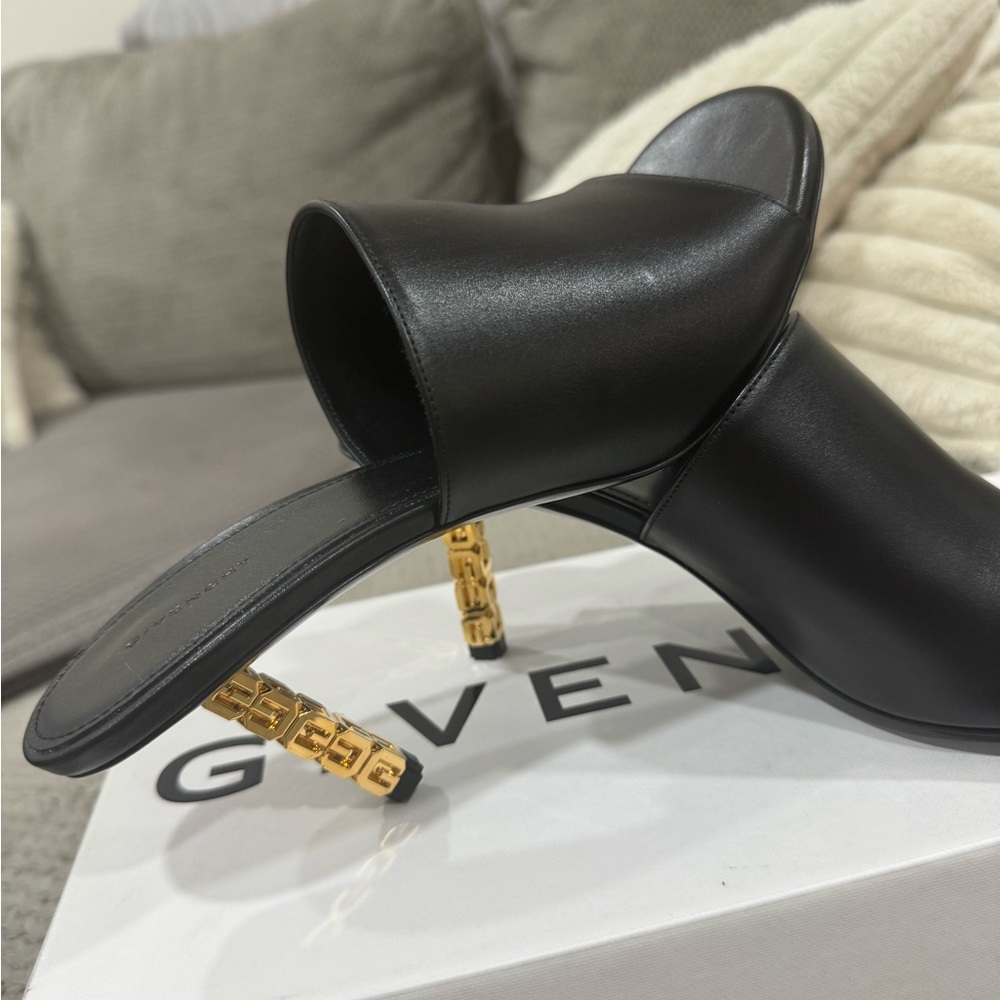 Givenchy heels - Picture 3 of 6